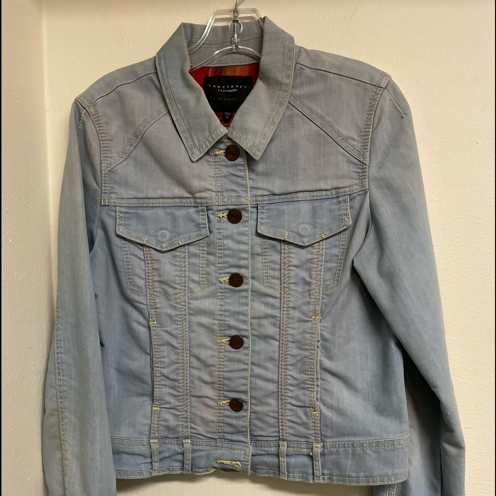 Sanctuary’s Jeans Jacket Large.
